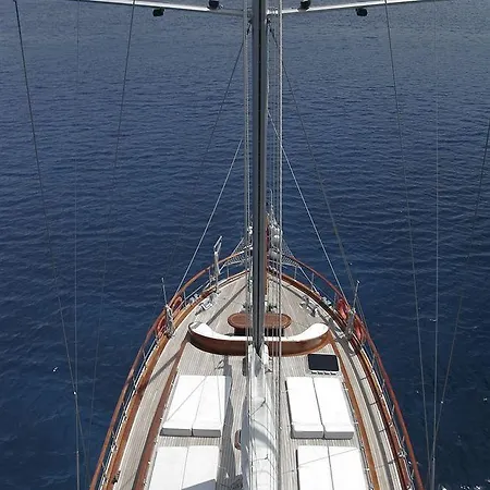 Botel Plaghia Boat & Breakfast Castellammare di Stabia
