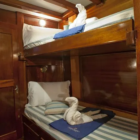 Plaghia Boat & Breakfast Botel Castellammare di Stabia